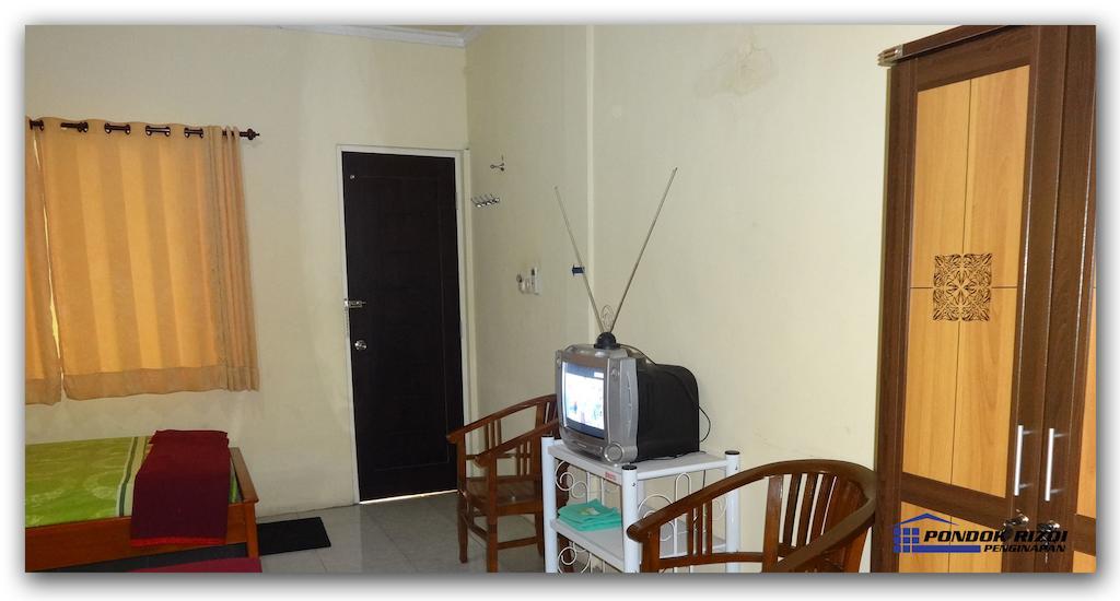 เปงีนาปัน ปนดก ริซกี Hotel Brebek ภายนอก รูปภาพ